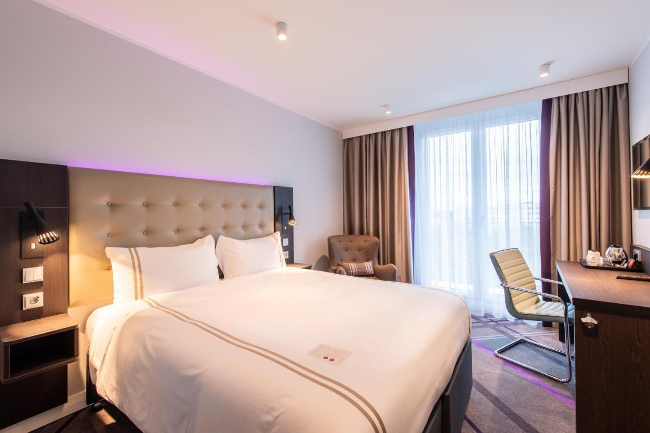 Premier Inn Frankfurt City Centre Frankfurt am Main Exterior foto